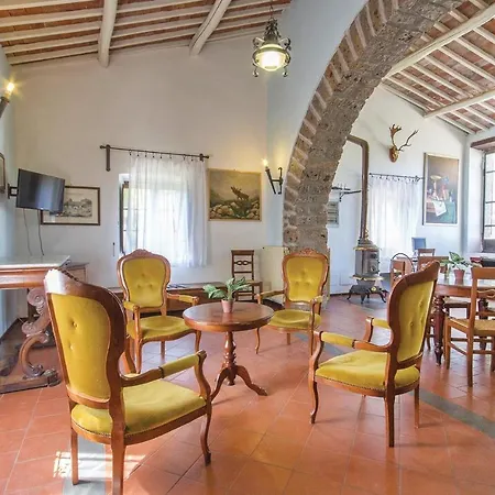 Nyaraló Castello Rocchette *